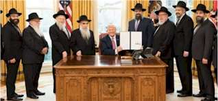 Trump with Chabadists